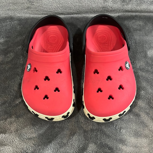 Crocs Crocband Mickey Mouse Sz J-2 Red/Black/White GUC - Picture 1 of 6